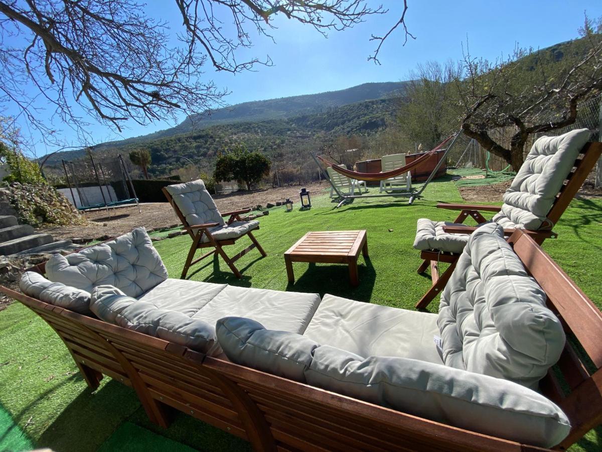 La Huerta Del Castillo Con Su Caz De Agua - Enjoy Life & Relax Castillo de Locubín Eksteriør bilde